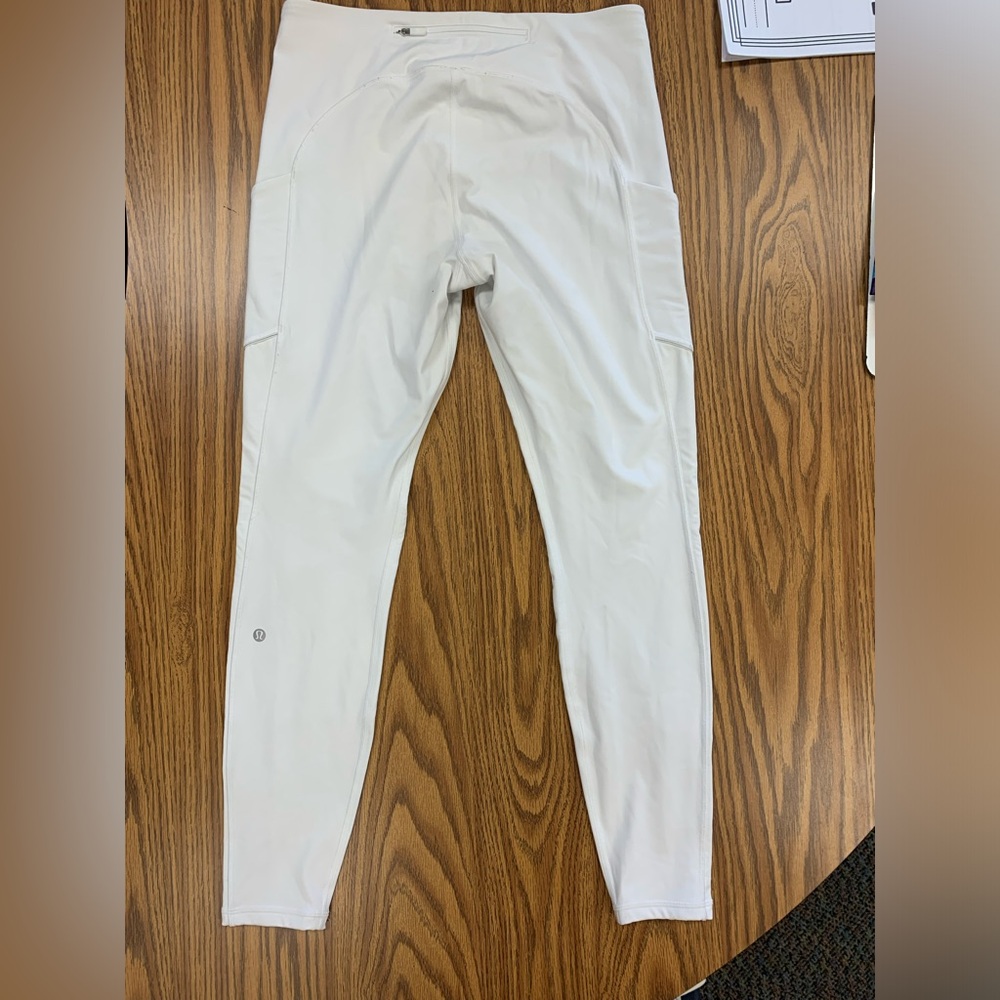 Women’s Lululemon leggings